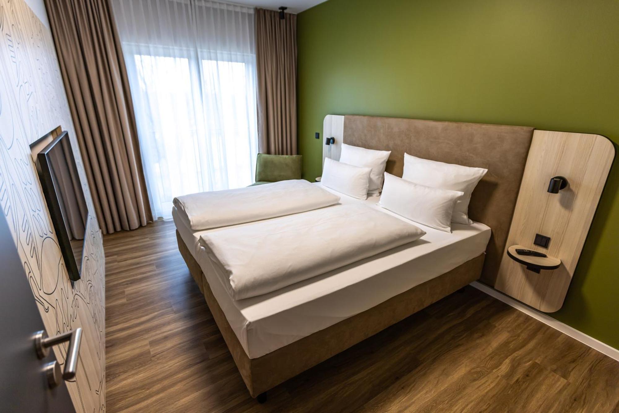 Platzhirsch Living Hotell Kelsterbach Eksteriør bilde